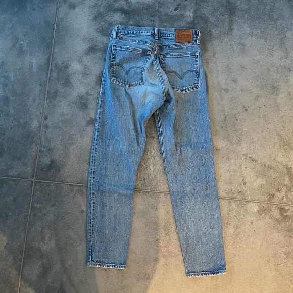 Levi’s Wedgie Straight Denim 26 - Picture 2 of 4
